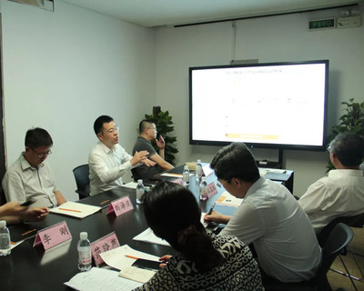 華玉松書記一行考察金東創(chuàng)意，共話數(shù)字文化創(chuàng)意發(fā)展新篇章